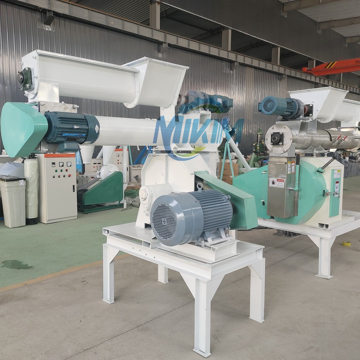 1-2 T/h Grass Feeds Pelletizer Machine Animal Feed Pellet Small Plant Use With Ce