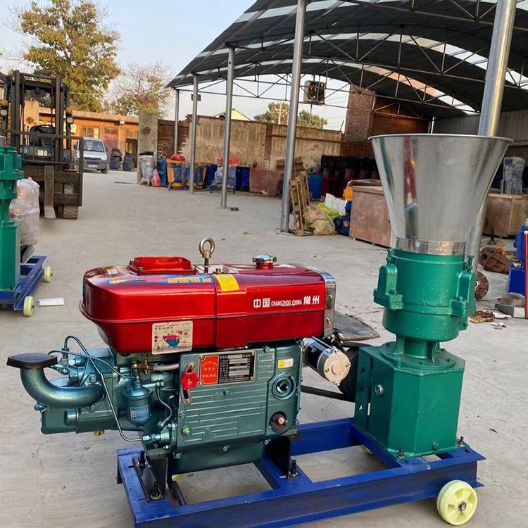 Animal Food Pelletizer Chicken Fish Pig Goat Cattle Feed Machine Diesel Engine Animal Feed Pellet Making Processing Machine