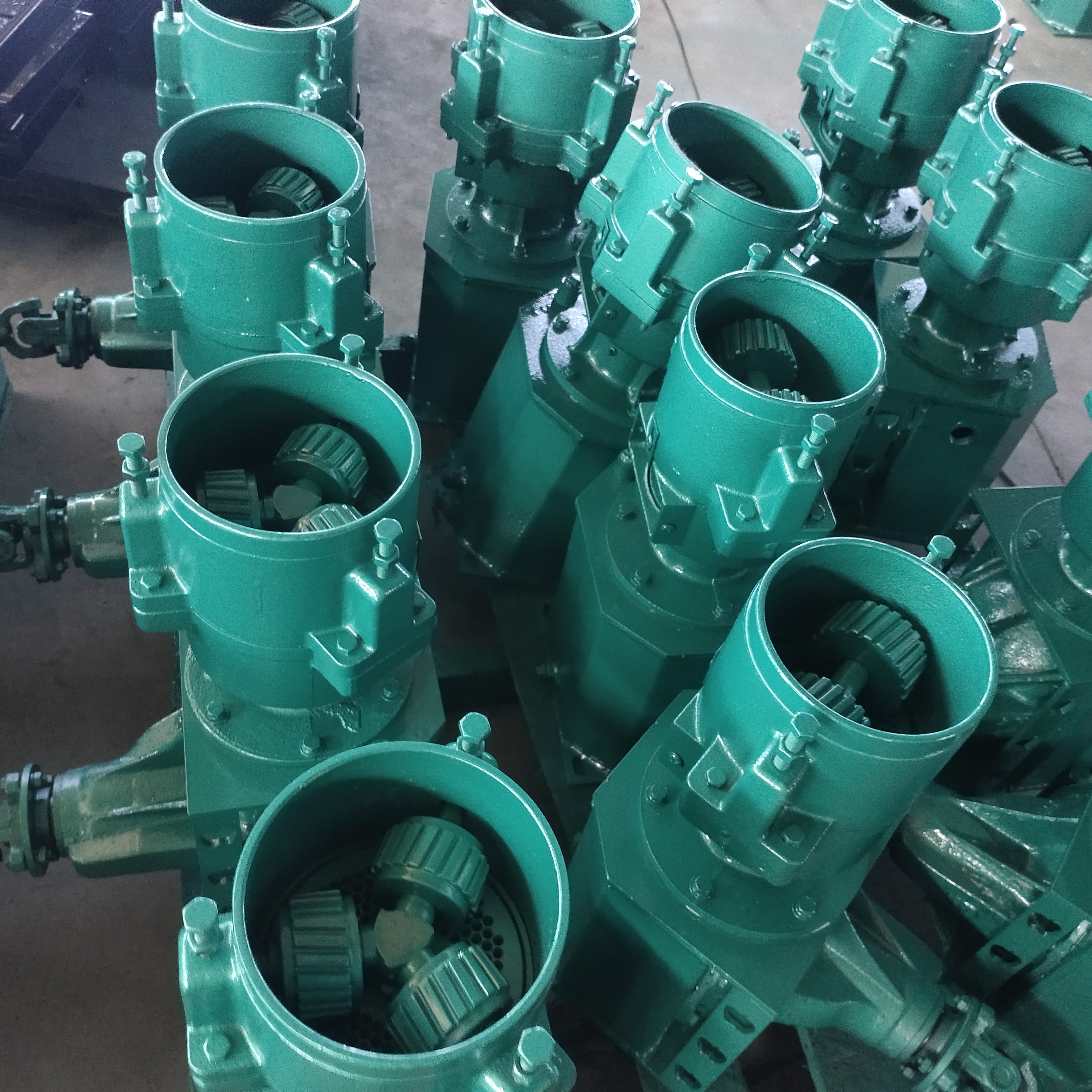 Feed pellet machine cattle and sheep concentrated feed pellet feed processing machine