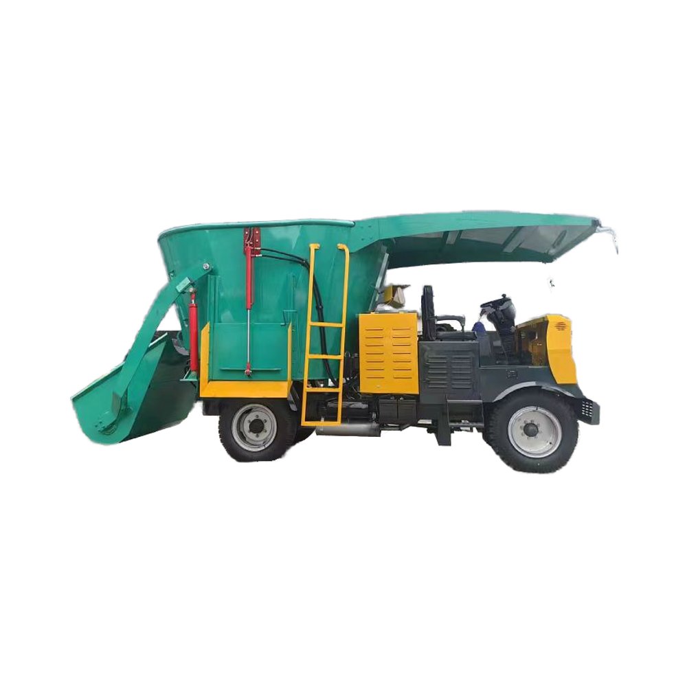 High quality cattle animal feed spreader feed spreader truck three wheel feed spreader