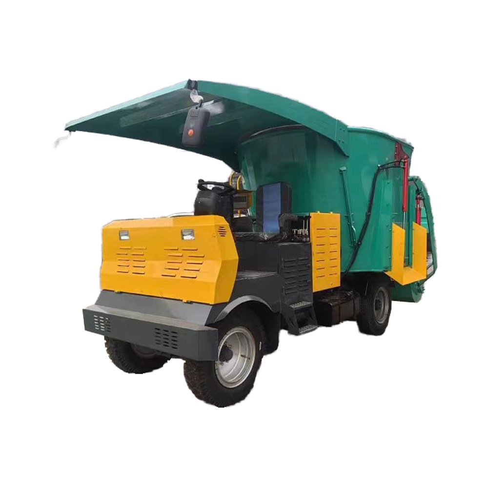 High quality cattle animal feed spreader feed spreader truck three wheel feed spreader