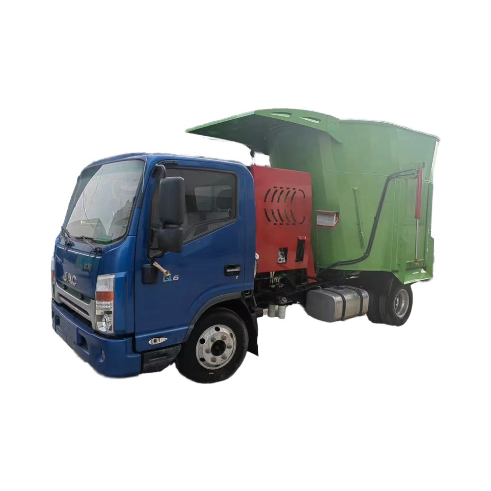 High quality cattle animal feed spreader feed spreader truck three wheel feed spreader