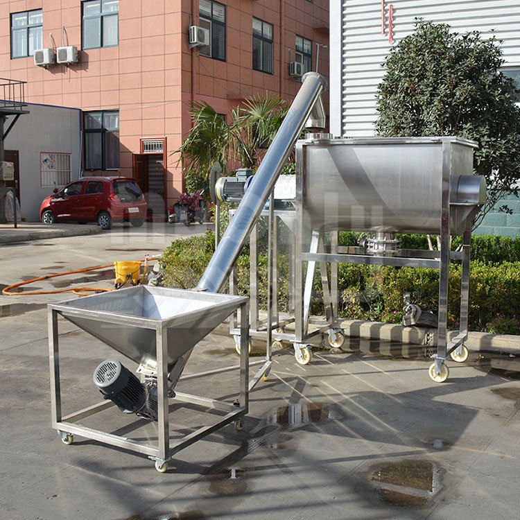 Horizontal Design Ribbon 1000 Kg 200kg Blender Machine Cattle/Pig/Animal Feed Mixer with 500kg per Batch