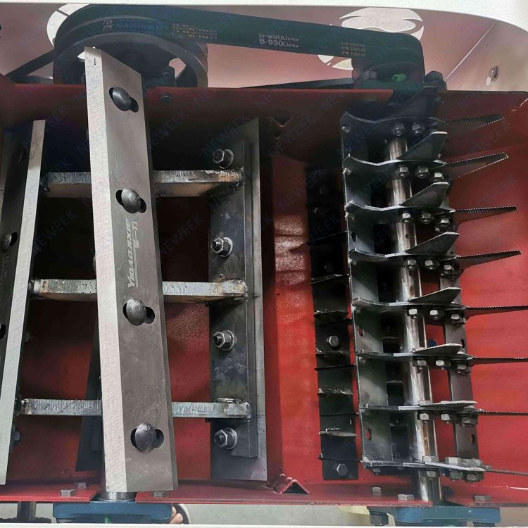 NEWEEK sri lanka 2 in 1 farm gasoline diesel engine chaff cutter machine animal grass chopper machine for animals feed