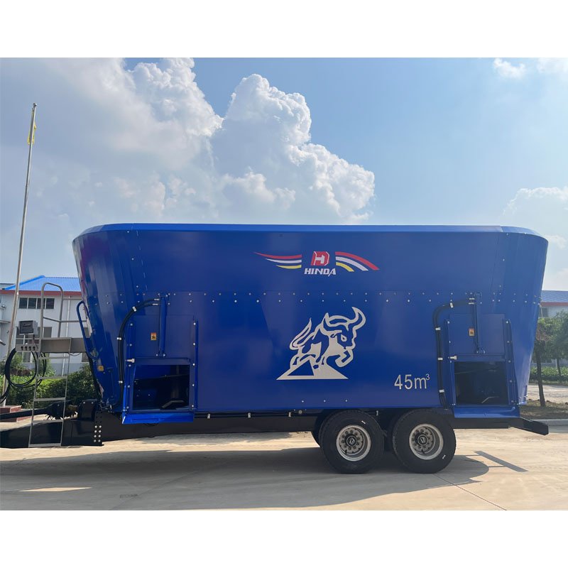 HINDA hot sale high efficient diesel animal fodder blender tmr feed mixing machine animal feed mixer