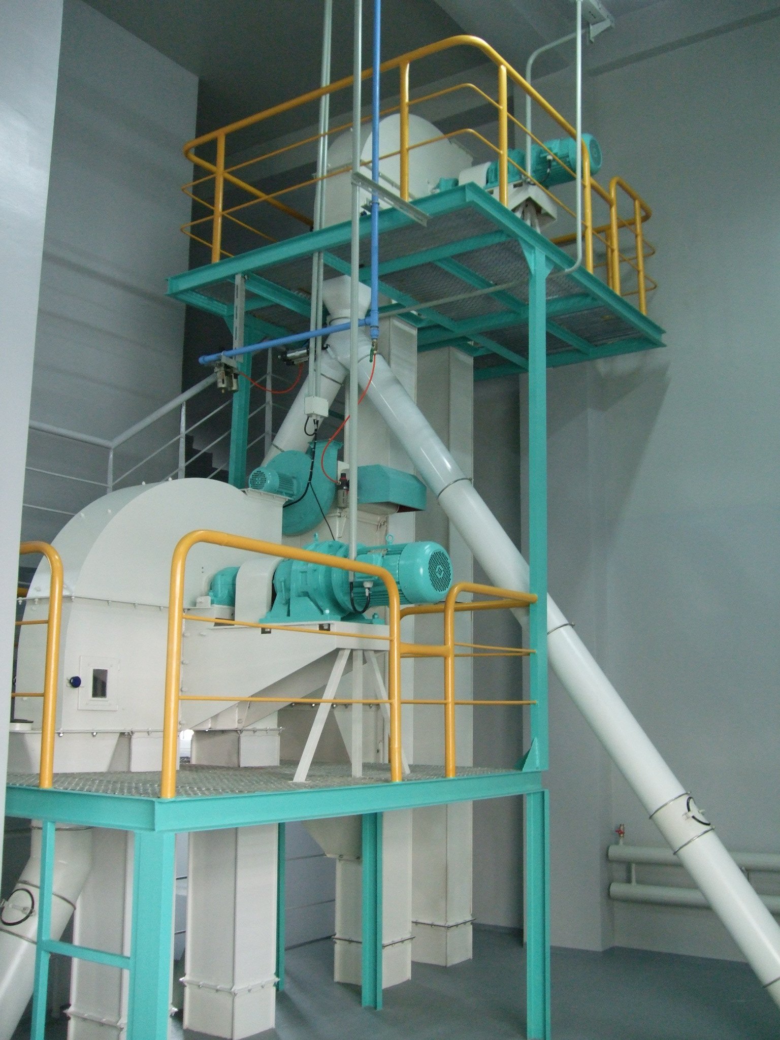 Yongli Animal Feed Plant Production Line 80 TPH Poultry Feed Pellet Processing Machine