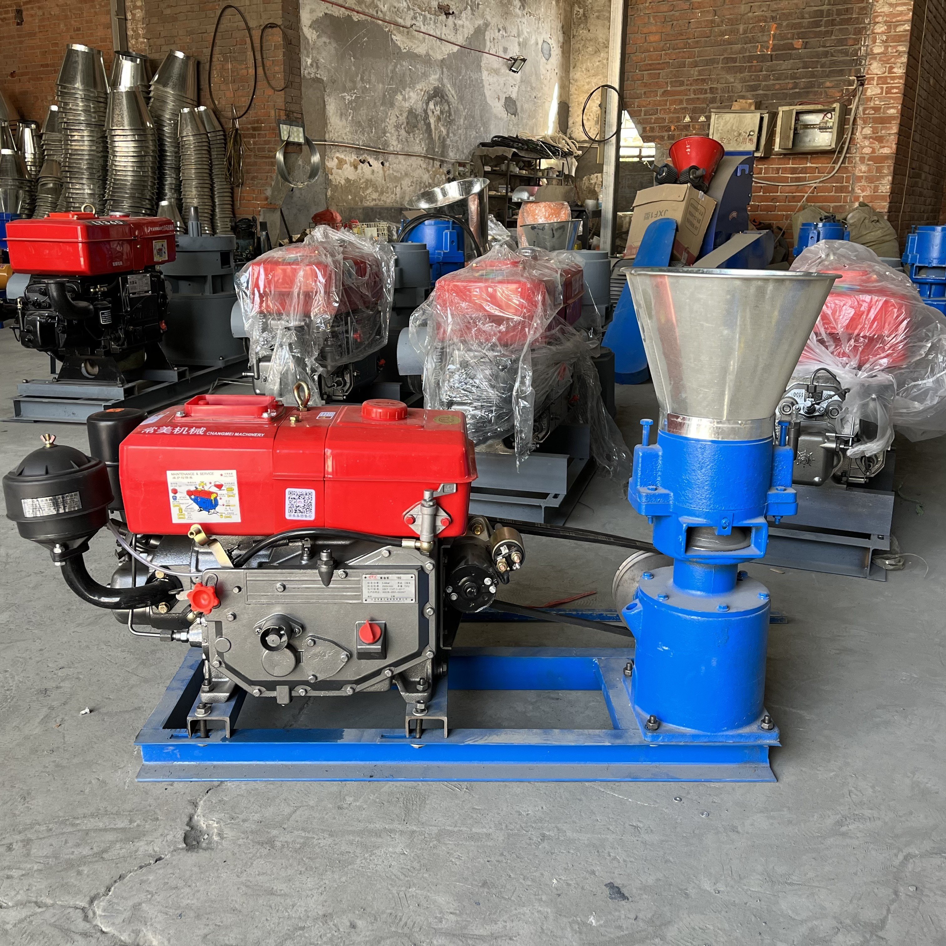 mini pellet machine animal feed granulator pellet price feed processing machine