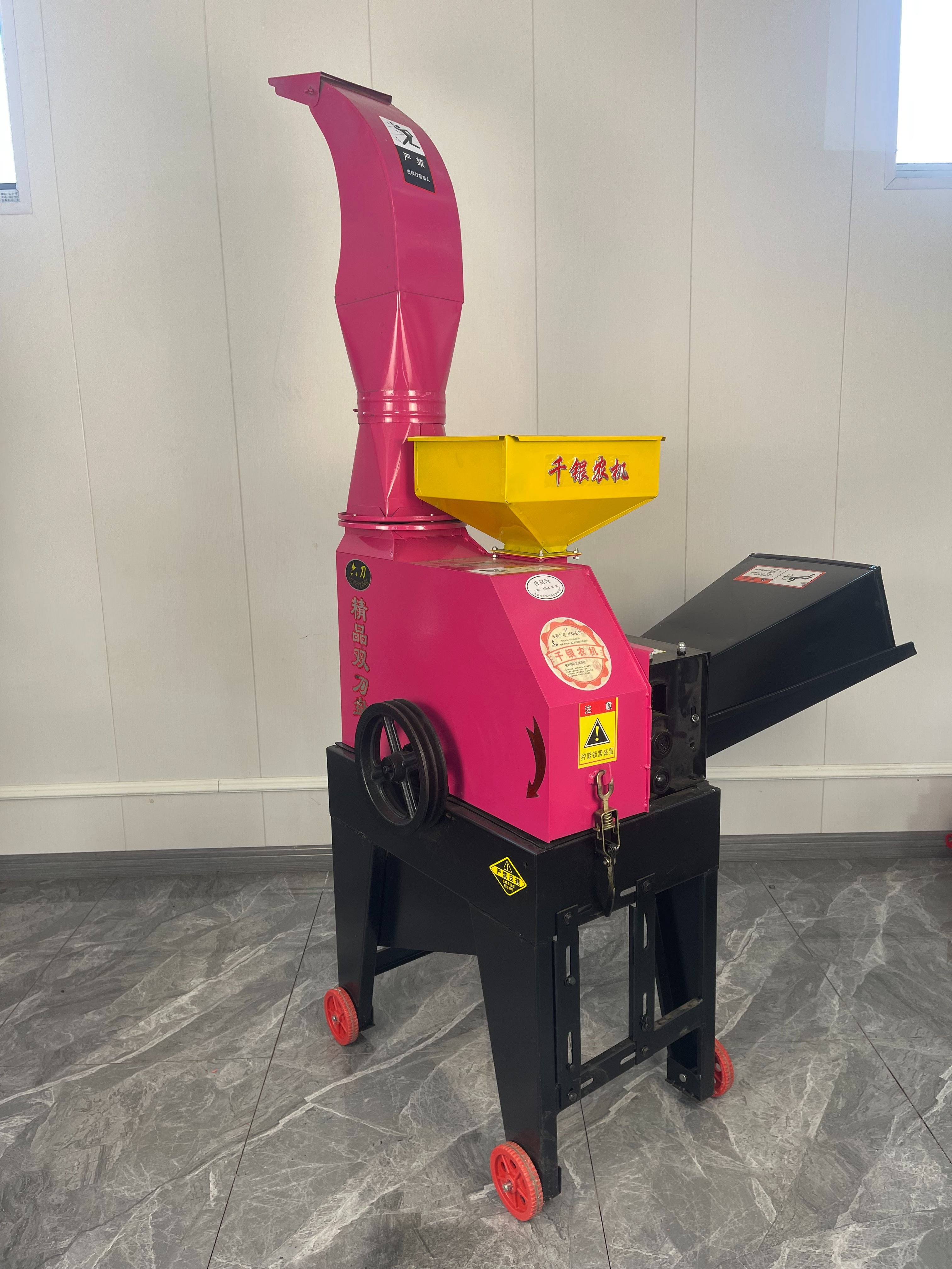 Agricultural forage fodder silage hay paddy straw stalk grass chopper crusher chaff cutter machine for animal feed 2.0 ton/h