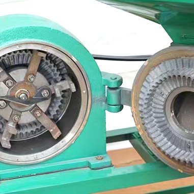 JIATAI wholesale hammer mill grinding crushing machine for household corn herbal grain feeding