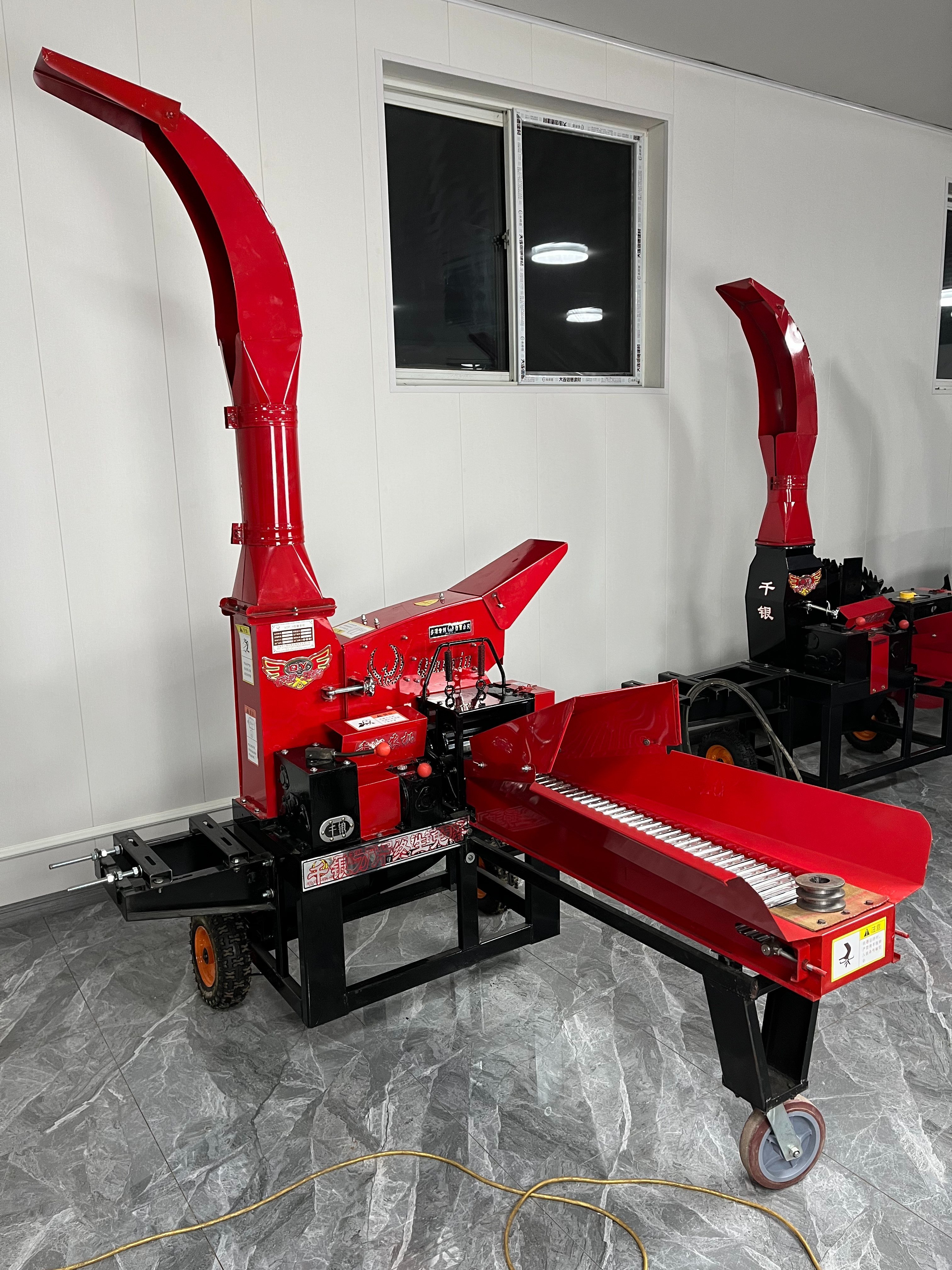 Automatic feed silage chaff cutting machine animal feed hay straw stalk grass crusher chopper cutter machine 15 ton/h