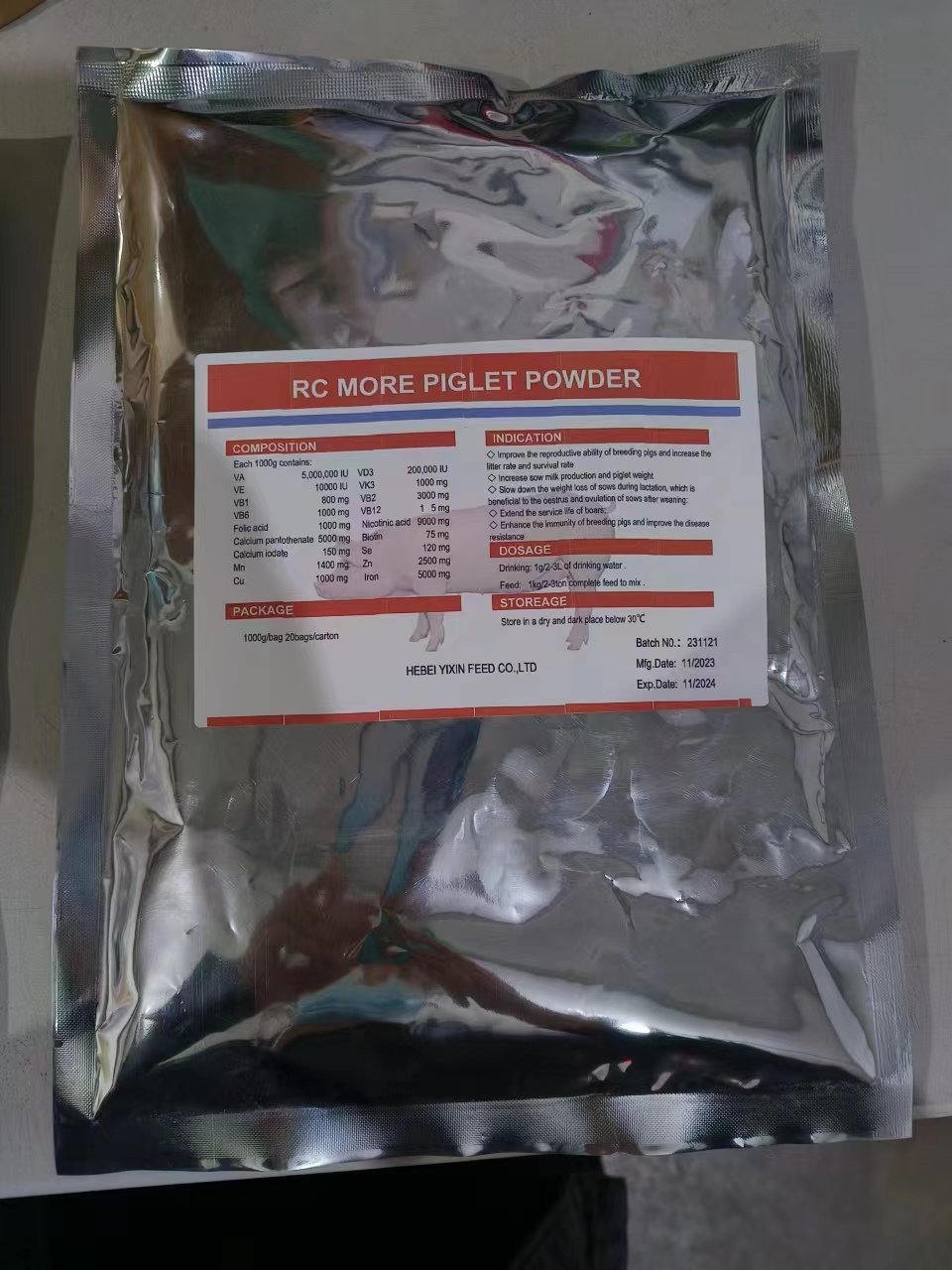 Feed Additive for Broiler Poultry Animal Feed with Vitamins Amino Acids Enzymes Preservatives in Electrolyte Form