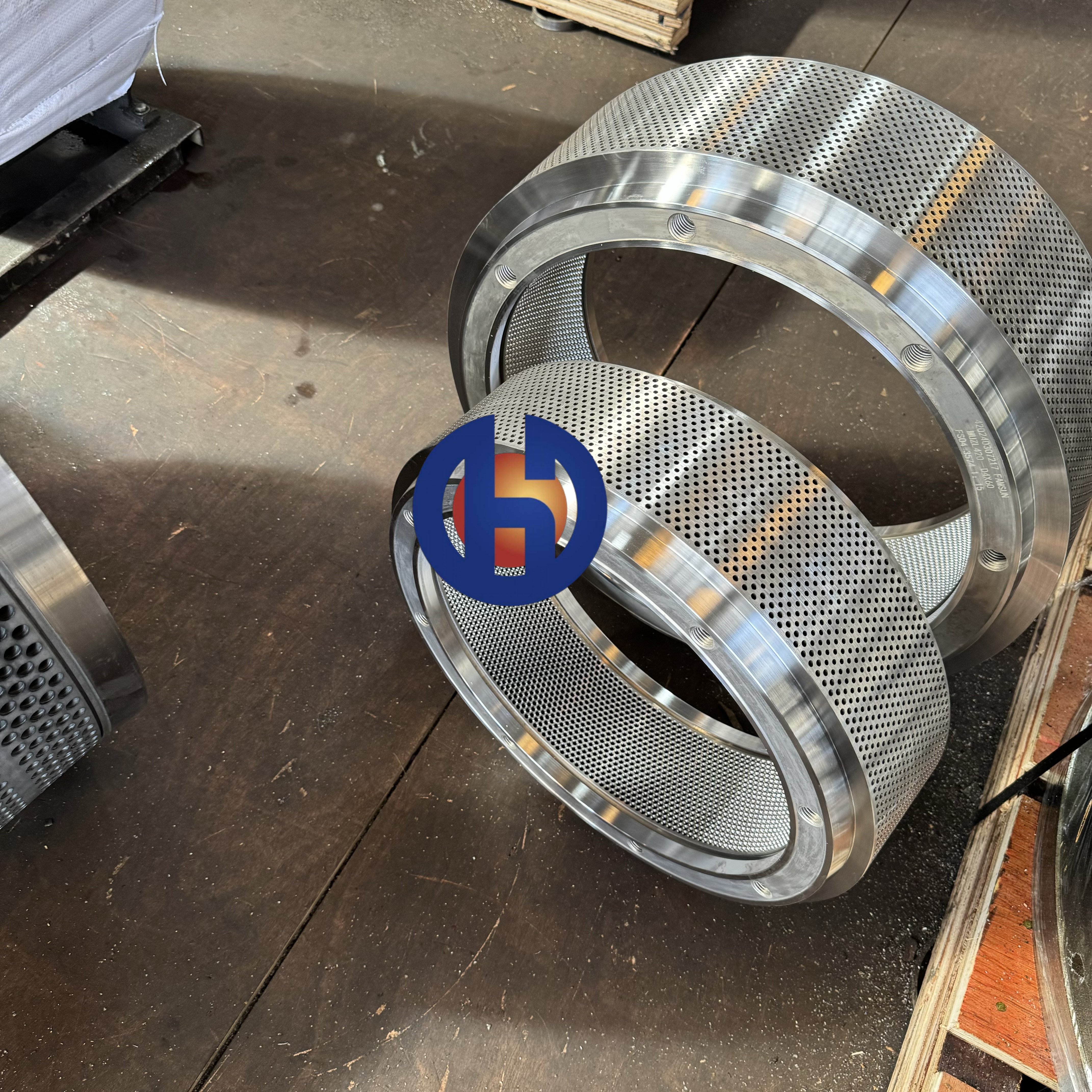 animal feed and aquatic feed pellet machine exported to Vietnam pellet Ring die