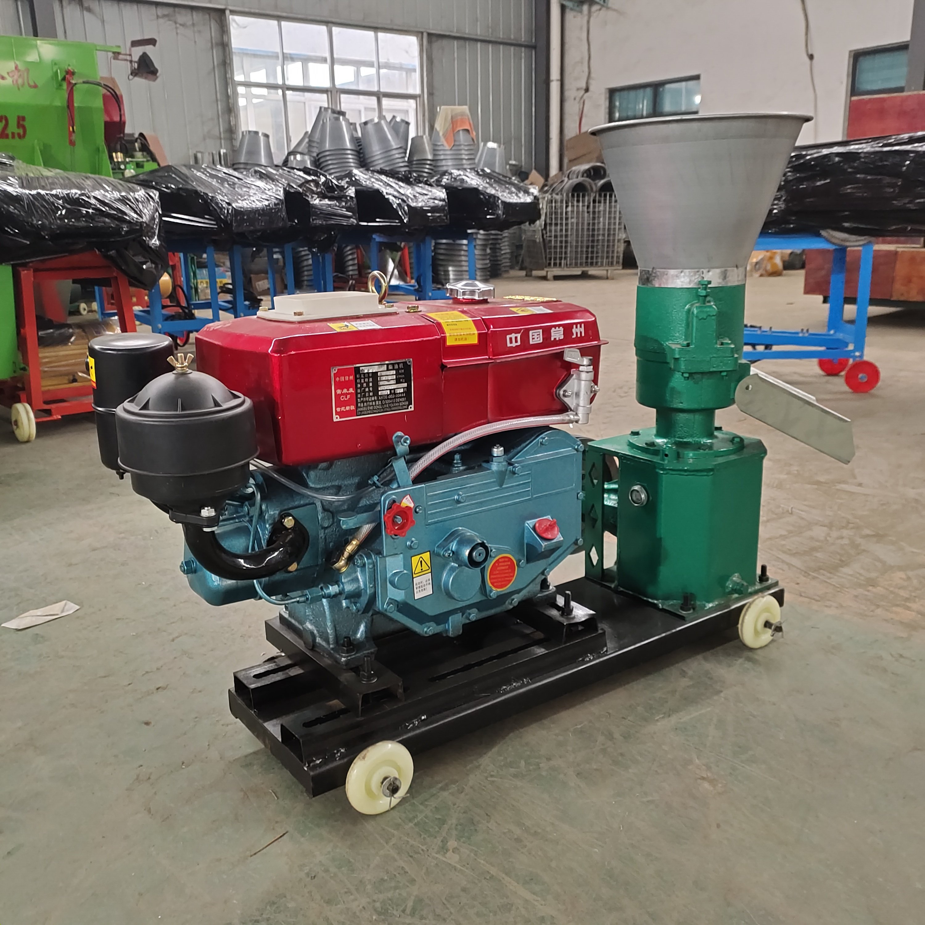 Animal feed making machine poultry feed