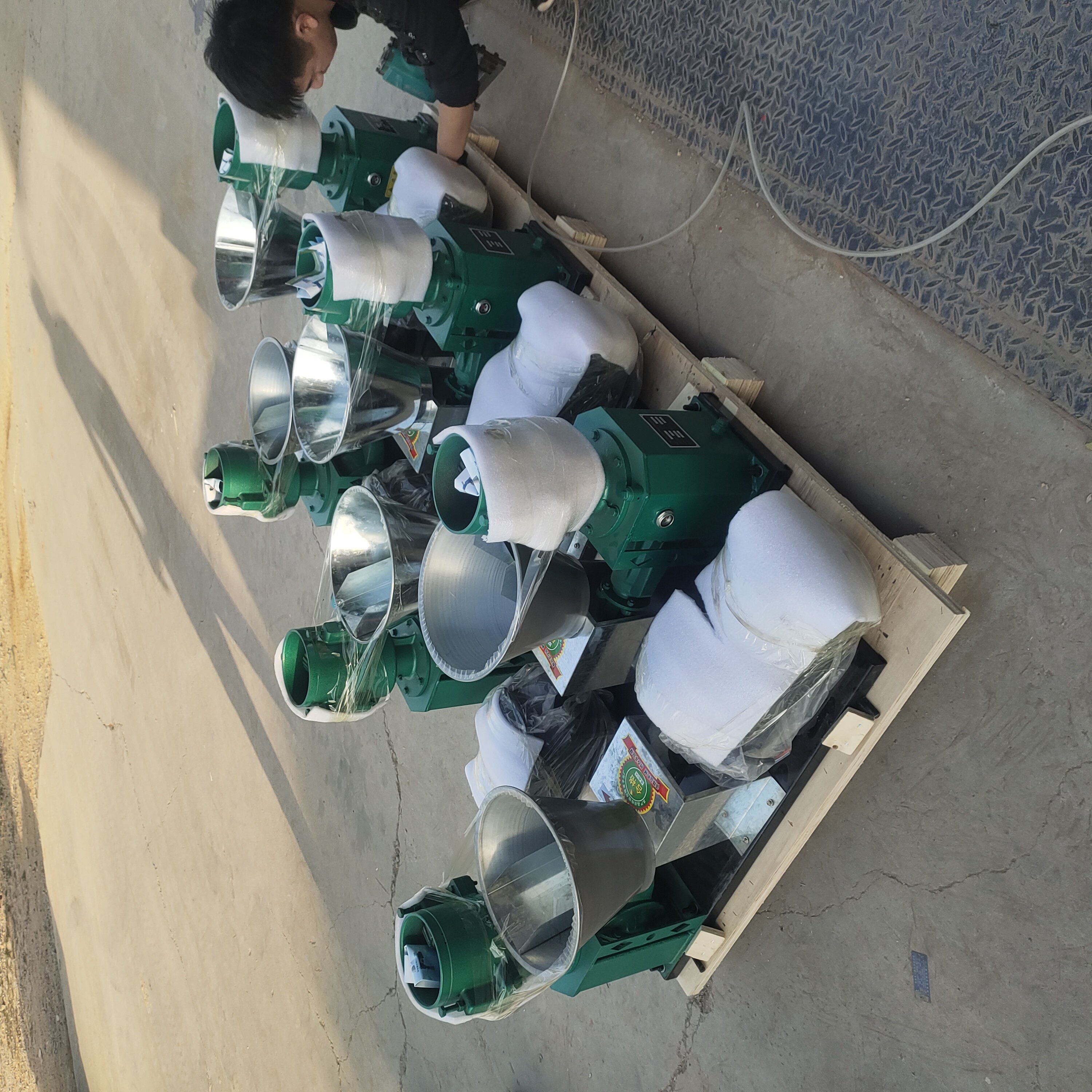 Animal feed making machine poultry feed