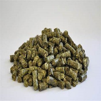 Buy quality Alfalfa Pellet Hay Top grade Alfalfa Pellet Hay Alfalfa Pellet for Animal Feed/Cattle Feed Additives good price