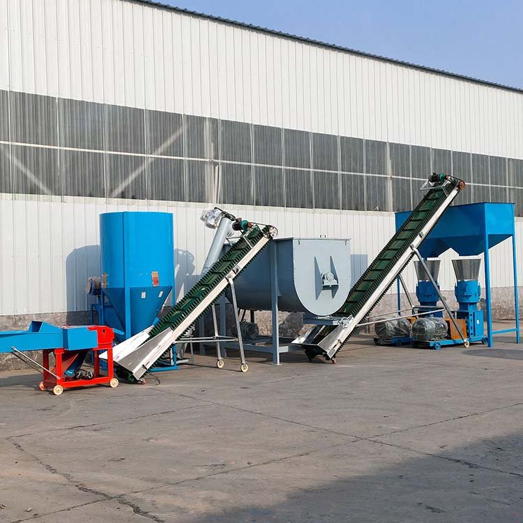Output 800kg/h farm use cattle chicken feed pellet mill small animal feed pellet machine line with grinder mixer Spiral conveyor