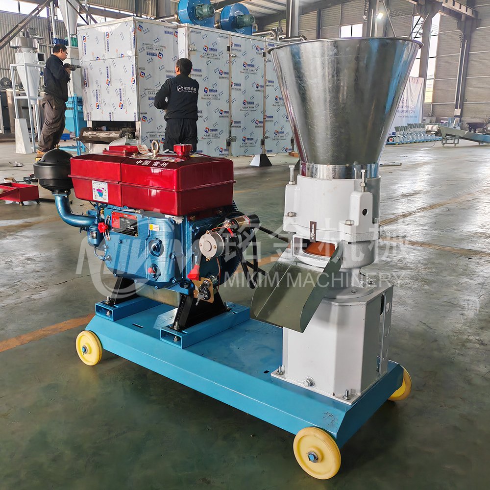 small feed pelletizer machine chicken poultry animal feed pellet making machine pelletizer with diesel engine