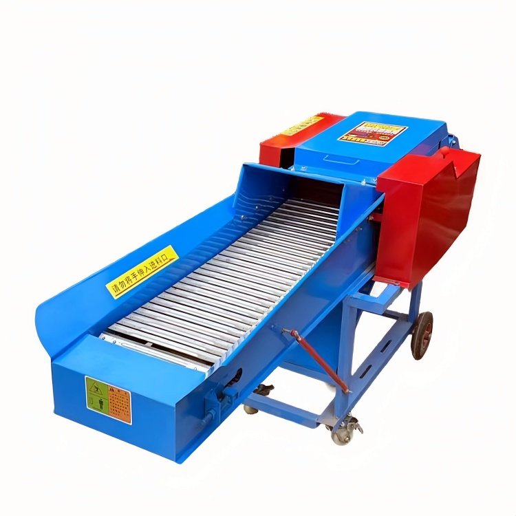 2024 grass cutting chaff cutter hay corn straw crusher dry and wet grass crusher with conveyor for animal feed machine