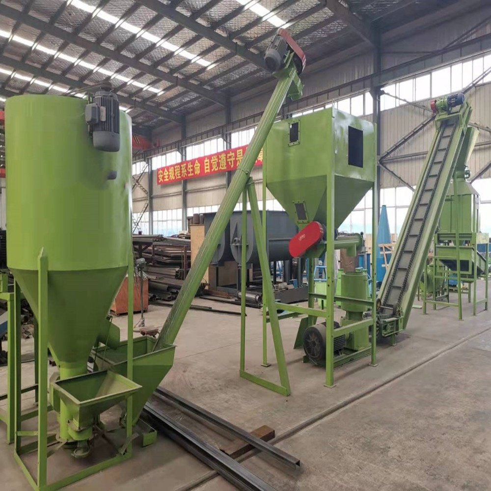 2000 kg/h poultry rabbit food chicken feed pellet making line to produce balanced food grinding mixer pelletizer