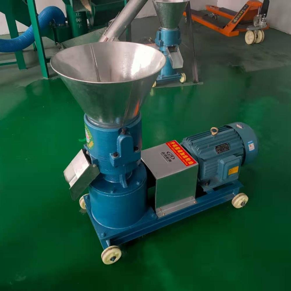 poultry feed pellet mill granulator chicken feed pellet machine for sale animal feed