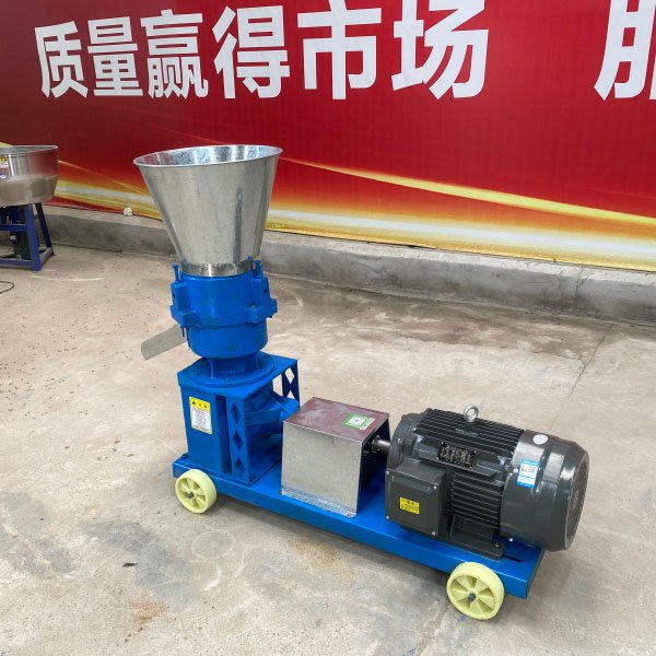 Hot selling small household self made breeding chicken duck and goose feed pellet machine