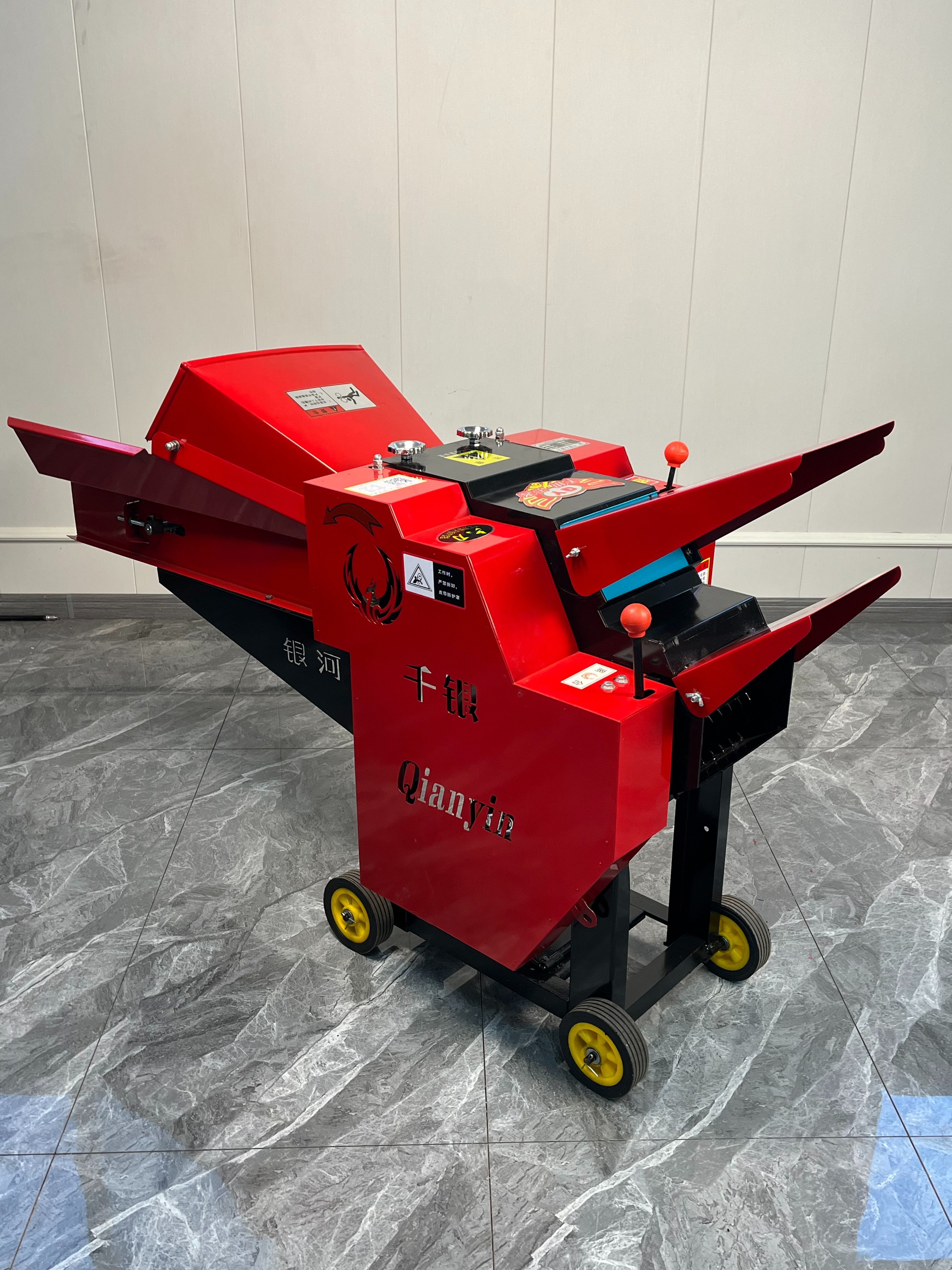 Automatic feed flat spray hay silage stalk straw grass forage chopper crusher chaff cutter machine animal feed farm 4.8 t/h