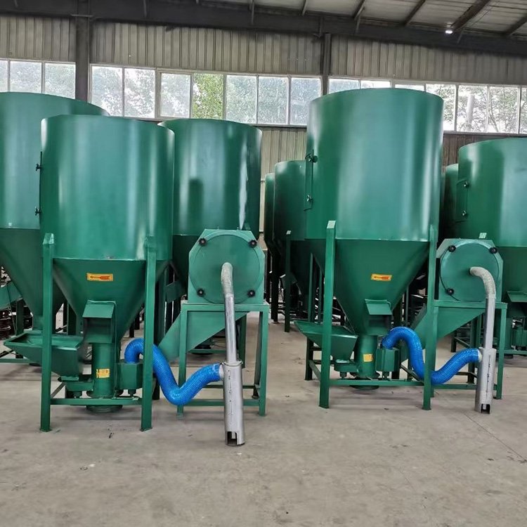 300kg/h Vertical Small Animal Feed Mixer Cattle Feed Mixer Crushing Machine And Feed Making Animal Food Mixer For Livestock