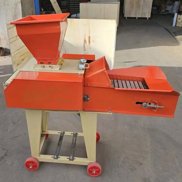 2024 New Chaff Cutter for Animal Feed - Gasoline & Diesel Engines with Conveyor Belt Hopper