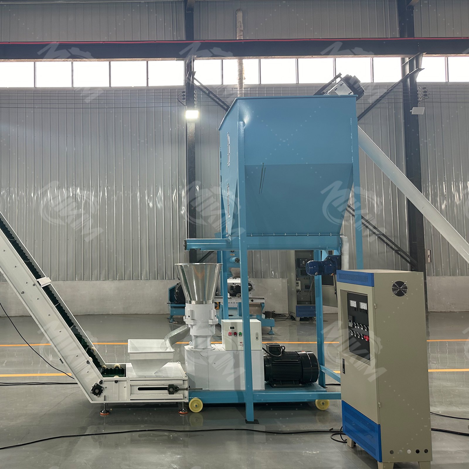 Factory Wholesale Easy Operation Poultry Animal Shrimp Pig Dog Farm Pellet Granulator Feed Making Machine