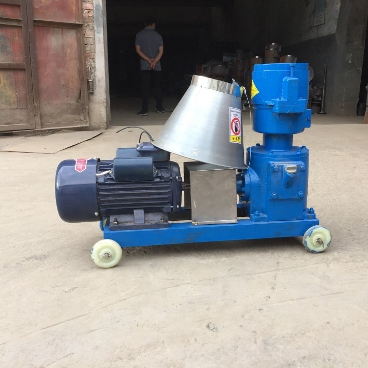 Chicken Animal Feed Pellet Making Machine / 150-900kg/h cow Food Pellet Machine