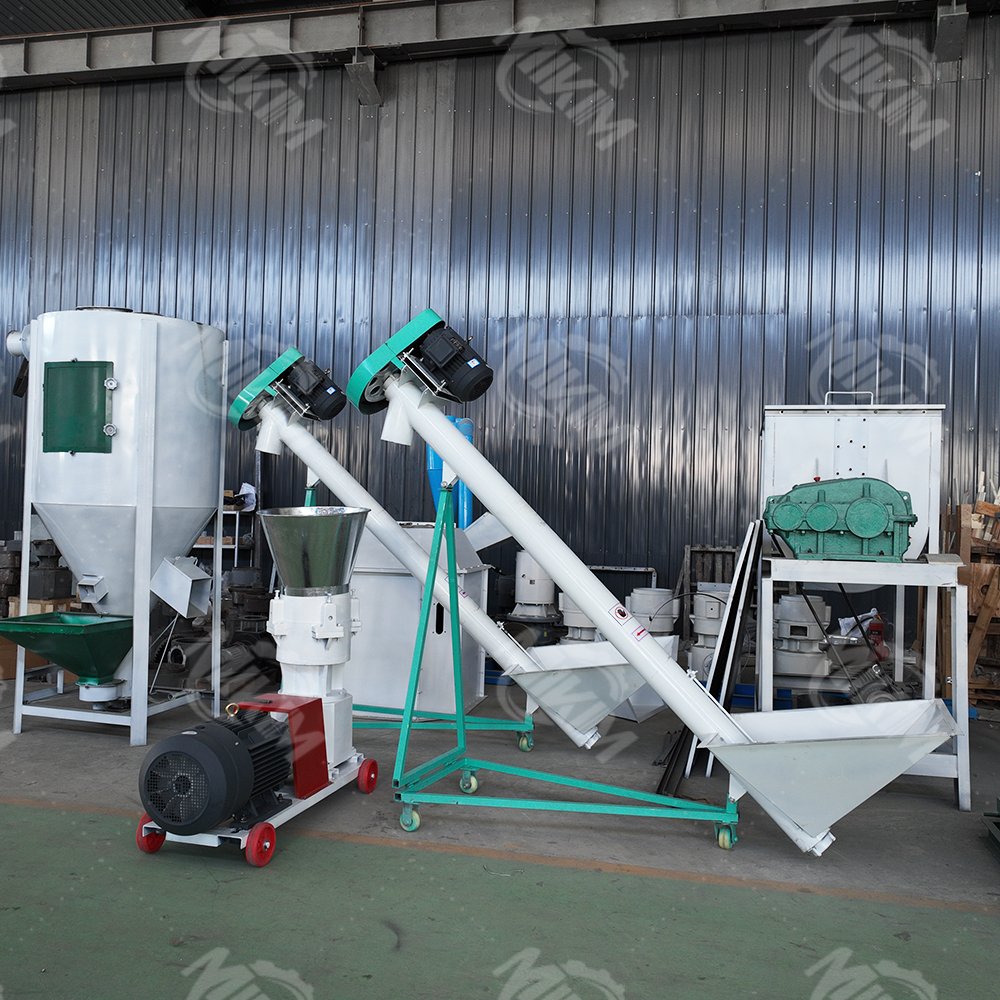Factory Direct Sales Low Cost Cow Duck Broiler Feed Pelletizer Machine Pellet Equipment For Animal Feed Pellet Making Machine