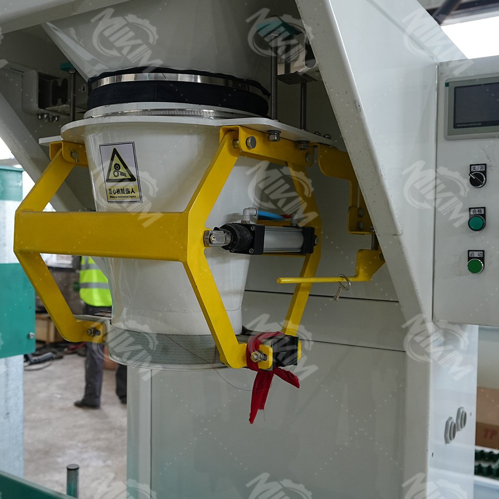 Factory Direct Sales Low Cost Cow Duck Broiler Feed Pelletizer Machine Pellet Equipment For Animal Feed Pellet Making Machine