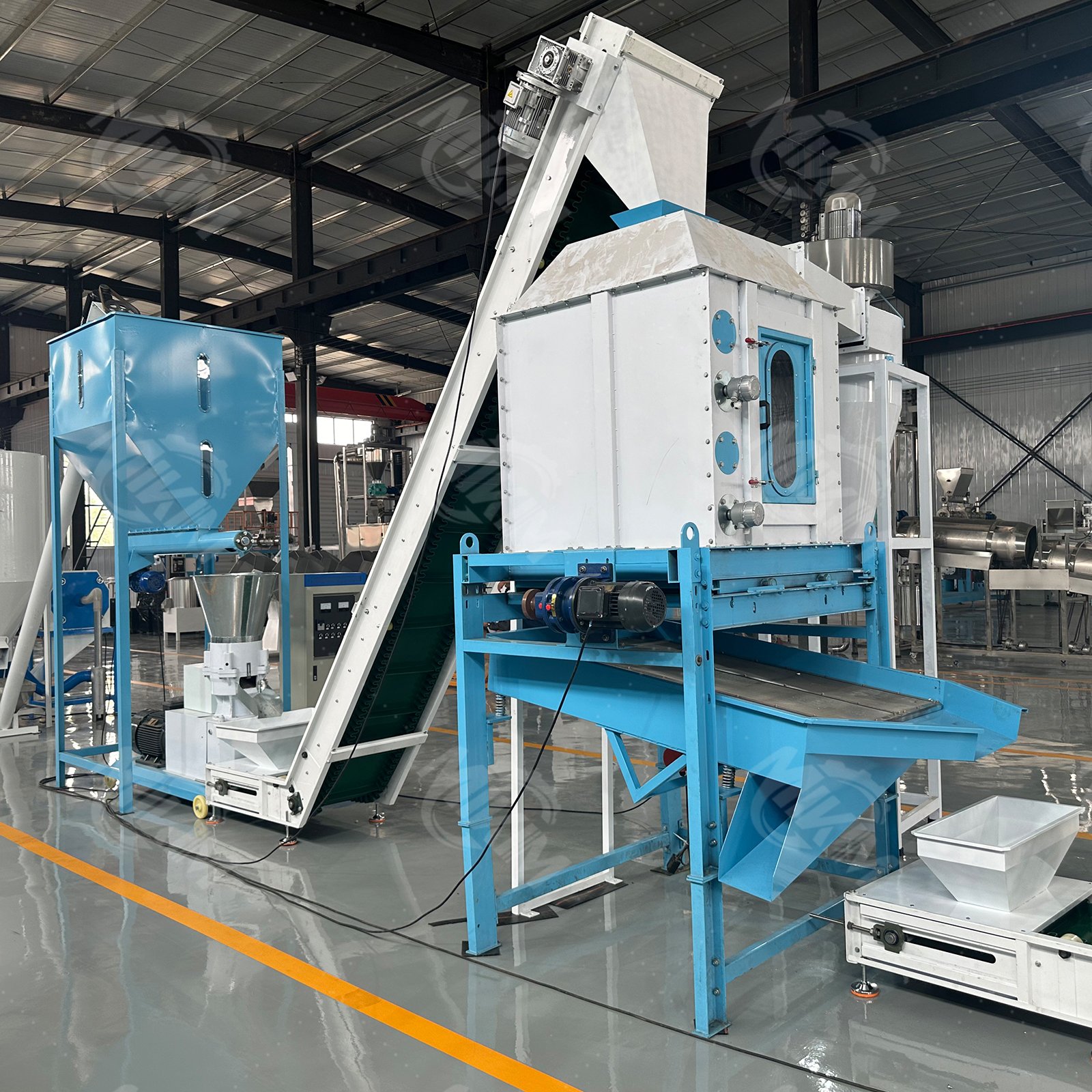 Manufacture Chicken Feed Making Machine Line Plant Animal Food Processing Equipment Farm For Feed Factory Livestock Poultry