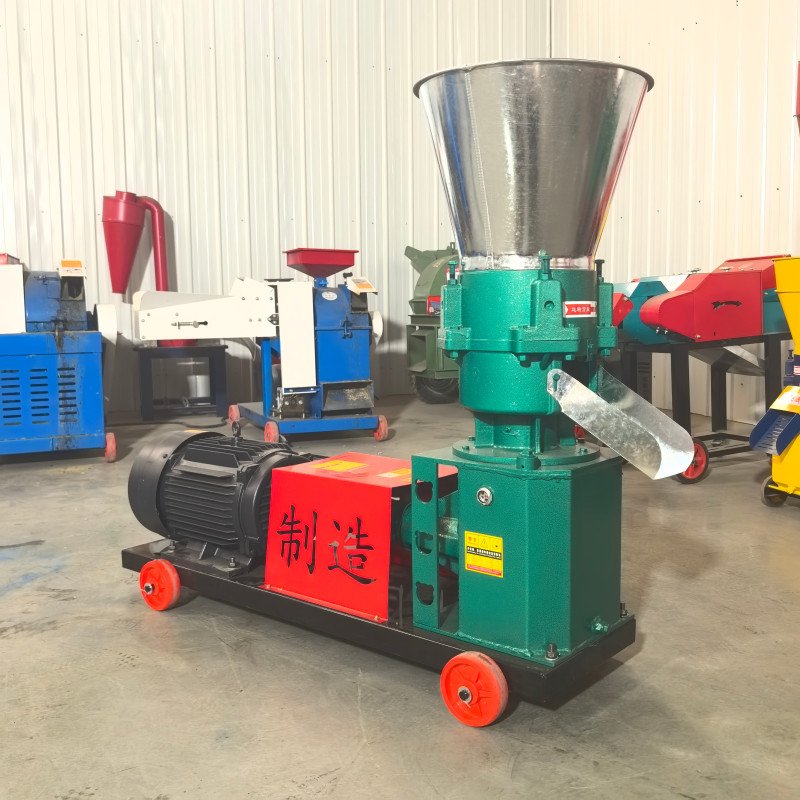 New factory direct sales feed pellet grass bran granulator chicken granulator animal feed