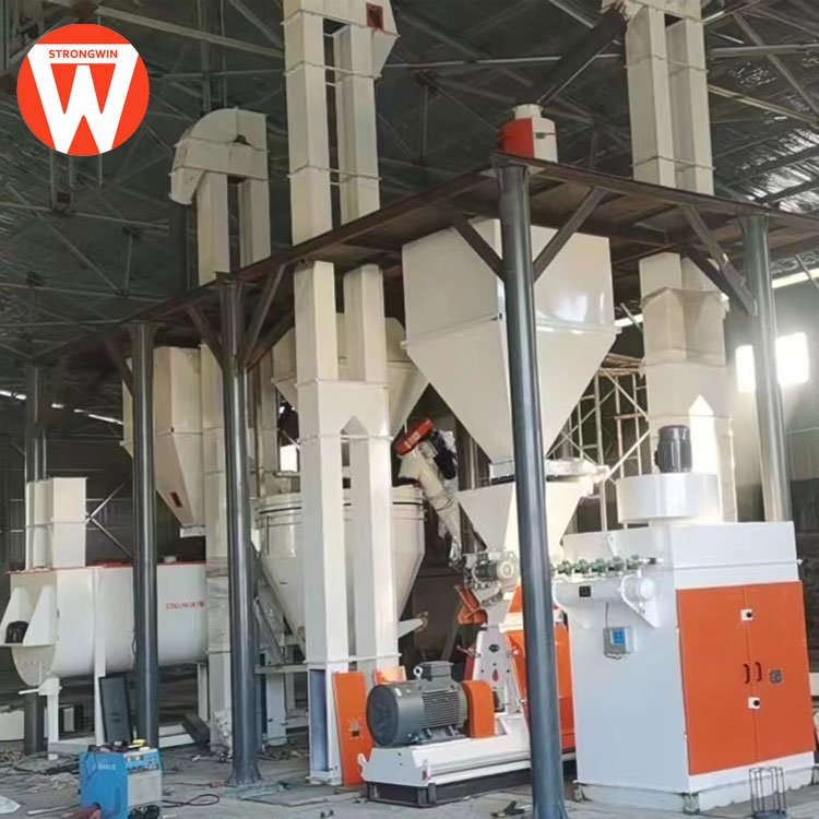 5-8t/h Complete animal feed mixing plant pig mixer machine for chicken feed