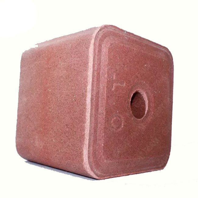 Compressed Himalayan Salt for Animal Feed / Natural Himalayan Rock Crystal Cattle Salt Lick Square Shape with Rope Weight 4-6kg