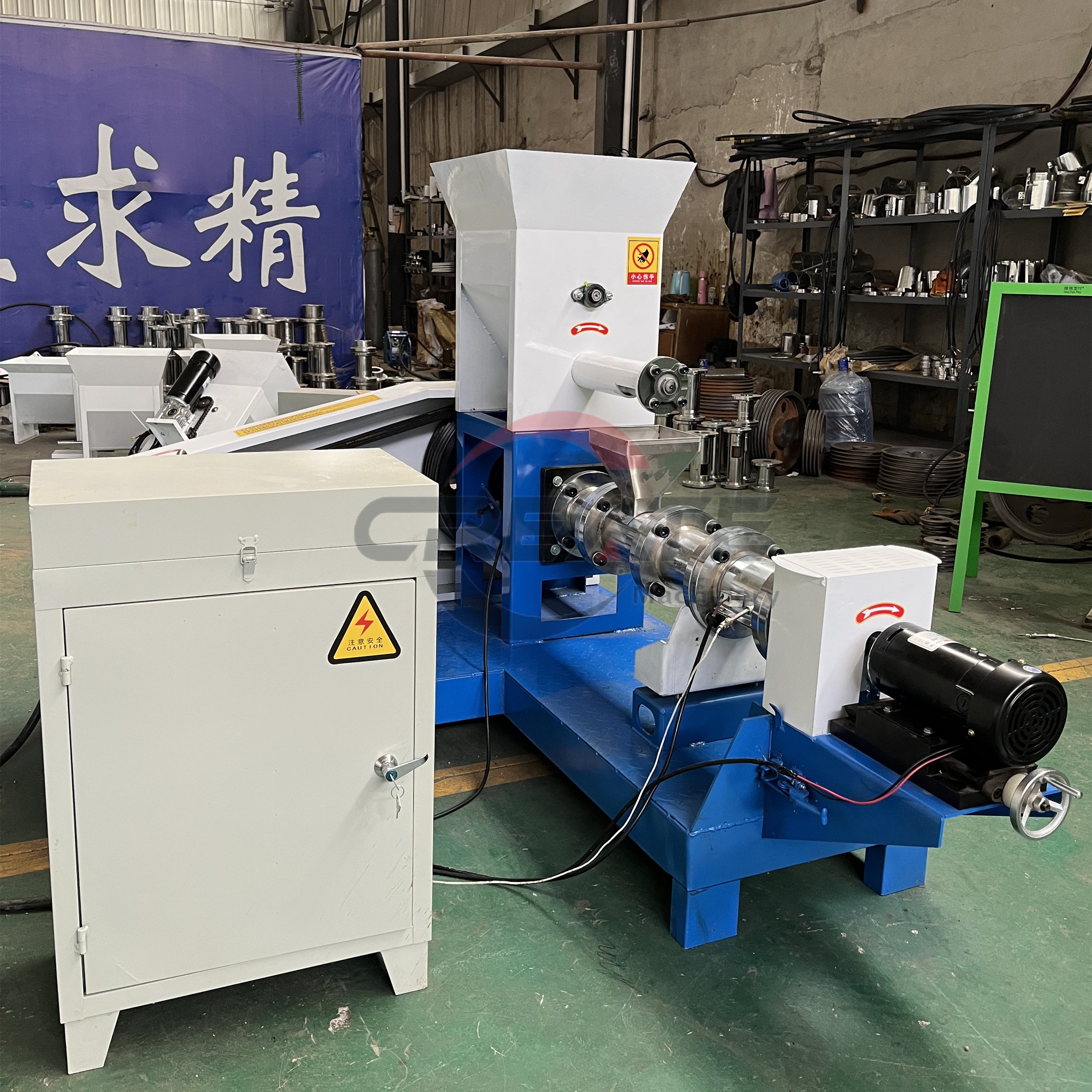 Hot selling fish food making machine catfish tilapia dog food making machine pellet maker for feeds animal feed making machine