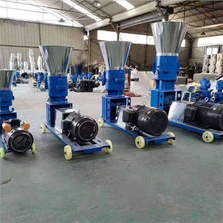 Production 300-600 kg/h feeds pelletizer machine animal food pelletizer machine pelletizer