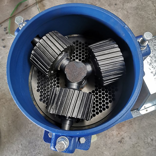 Top Quality 60-1500kg/h Animal feed pellet make machine for poultry rabbit duck goose chicken fish