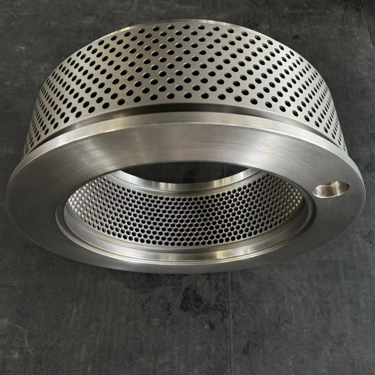 Exceptional quality KMPM-350 nice price factory direct+86 19856302985 for animal feed pellet machine ringdie Matrix disc HKJ 350