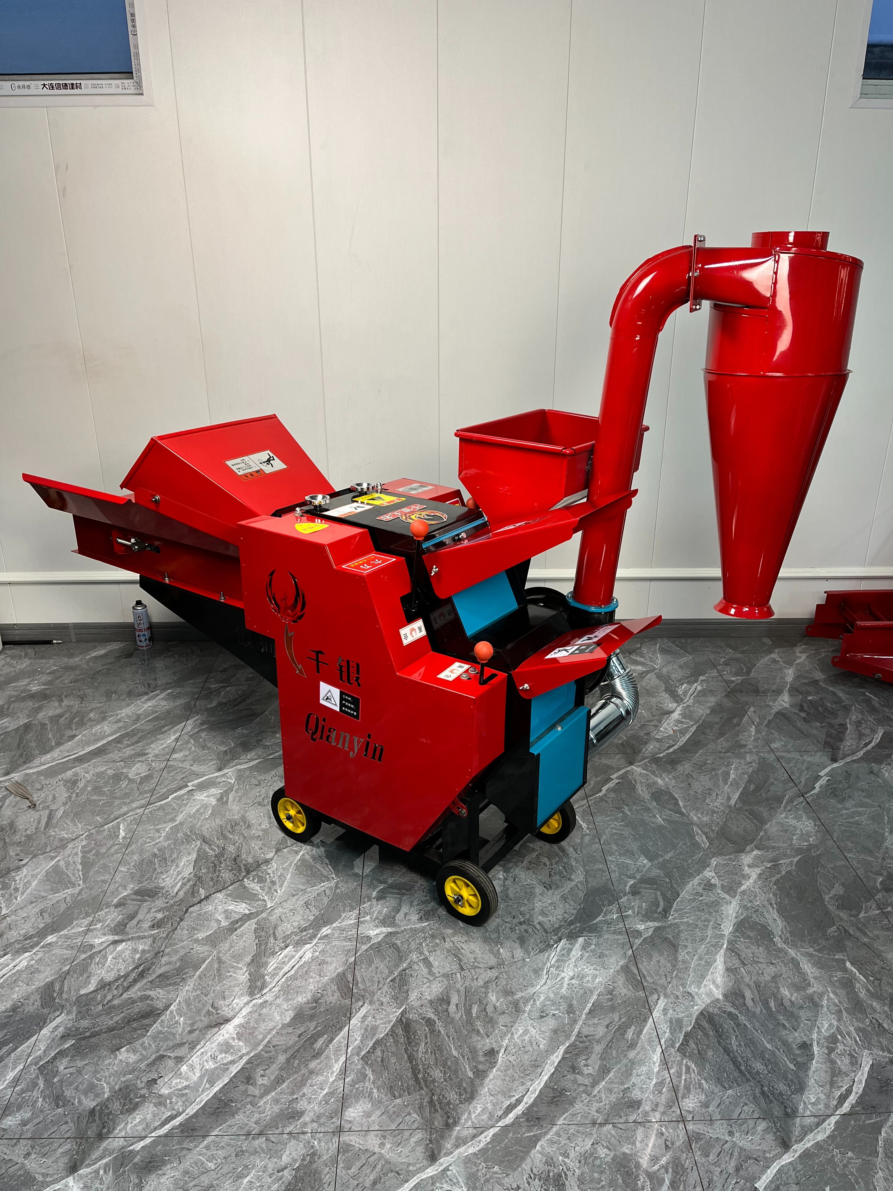 Automatic livestock feed silage corn stalk straw grass chopper crusher chaff cutter machine for animal feed 4800kg/h