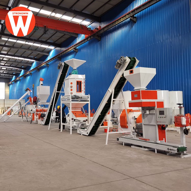 1.5-2.5t/h small poultry animal feed processing line include crusher