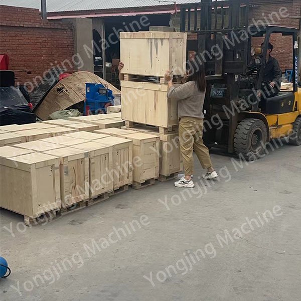 New Popular Electric Animal Feed Processing Machine 125 150 210 260 300 Model Flat Die Machine Granulator For Animal Feed