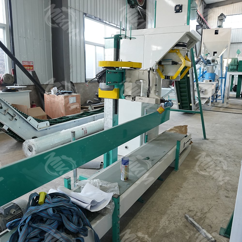 Wholesale SZLH 3T/H Professional agricultural machinery animal feed pelletizer for animal food