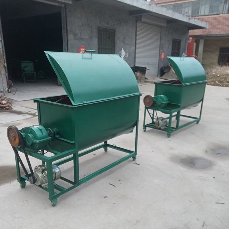 Farm Cattle Sheep Feed Mixer Hammer Mill Animal Feed Processing Machine Horizontal Animal Feed Mixer Machine