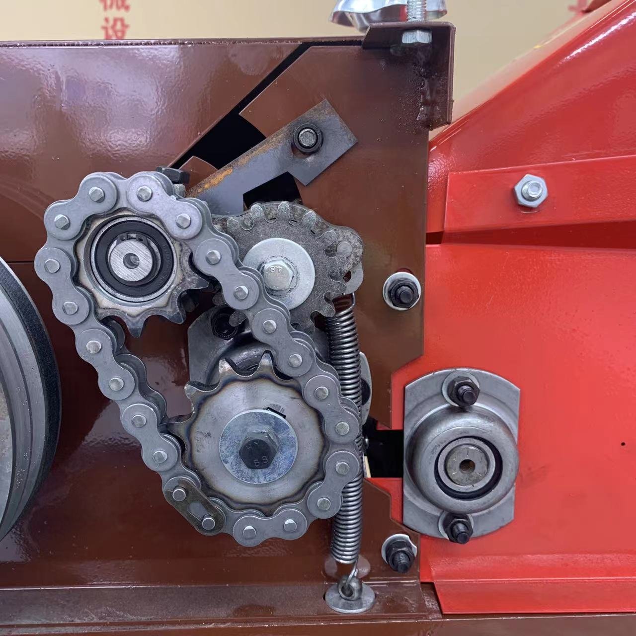 Agricultural small suitable for breeding cattle and sheep animal feed feed production machine small machine