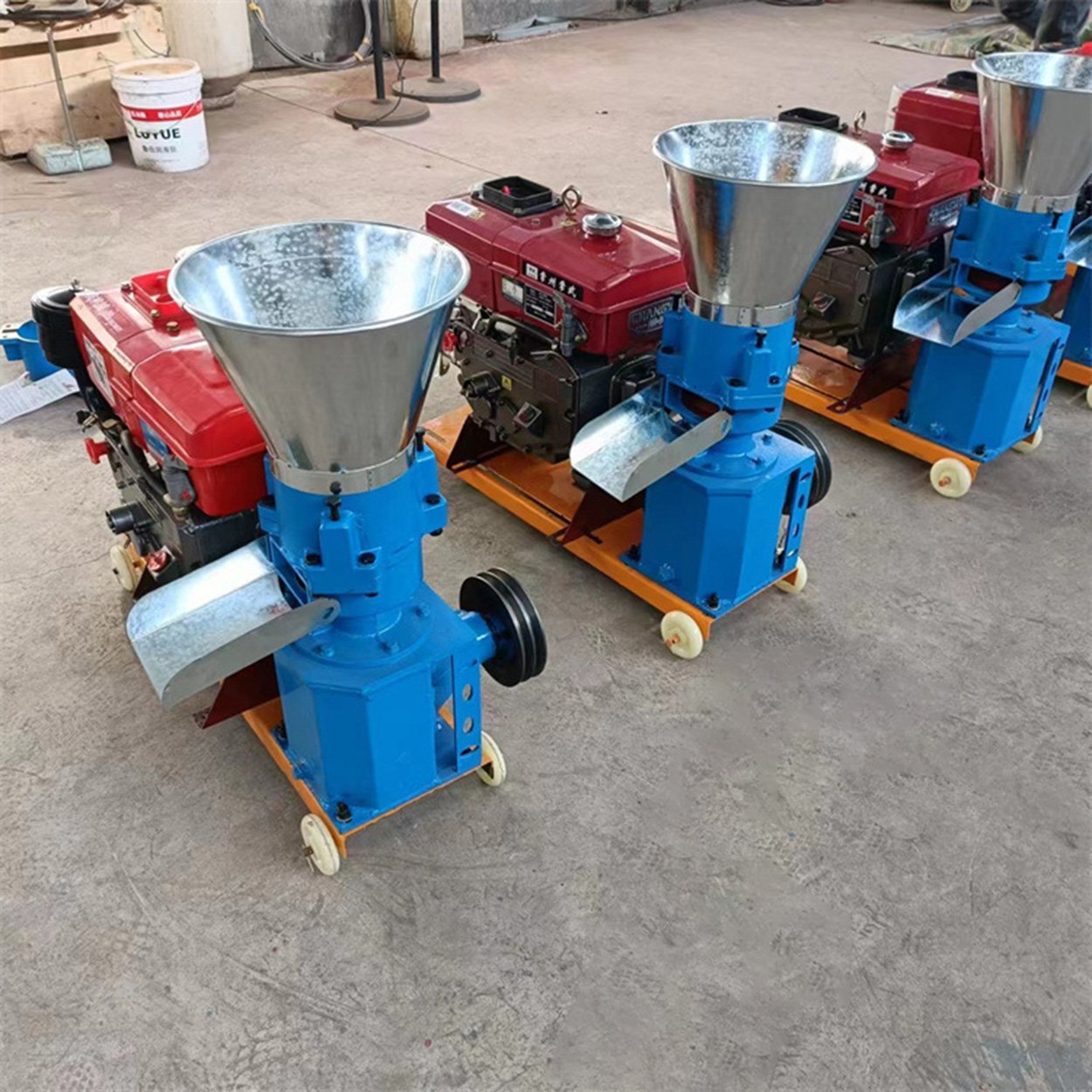 2.5mm 4mm 5mm small farm use chicken feed making machine fish feed extruder pellet machine animal feed pellet machine for sale