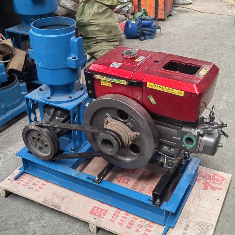 Poultry Chicken Feed Pellet Machine Fish Feed Making Machine Animal Feed Processing Machines with gasoline engine