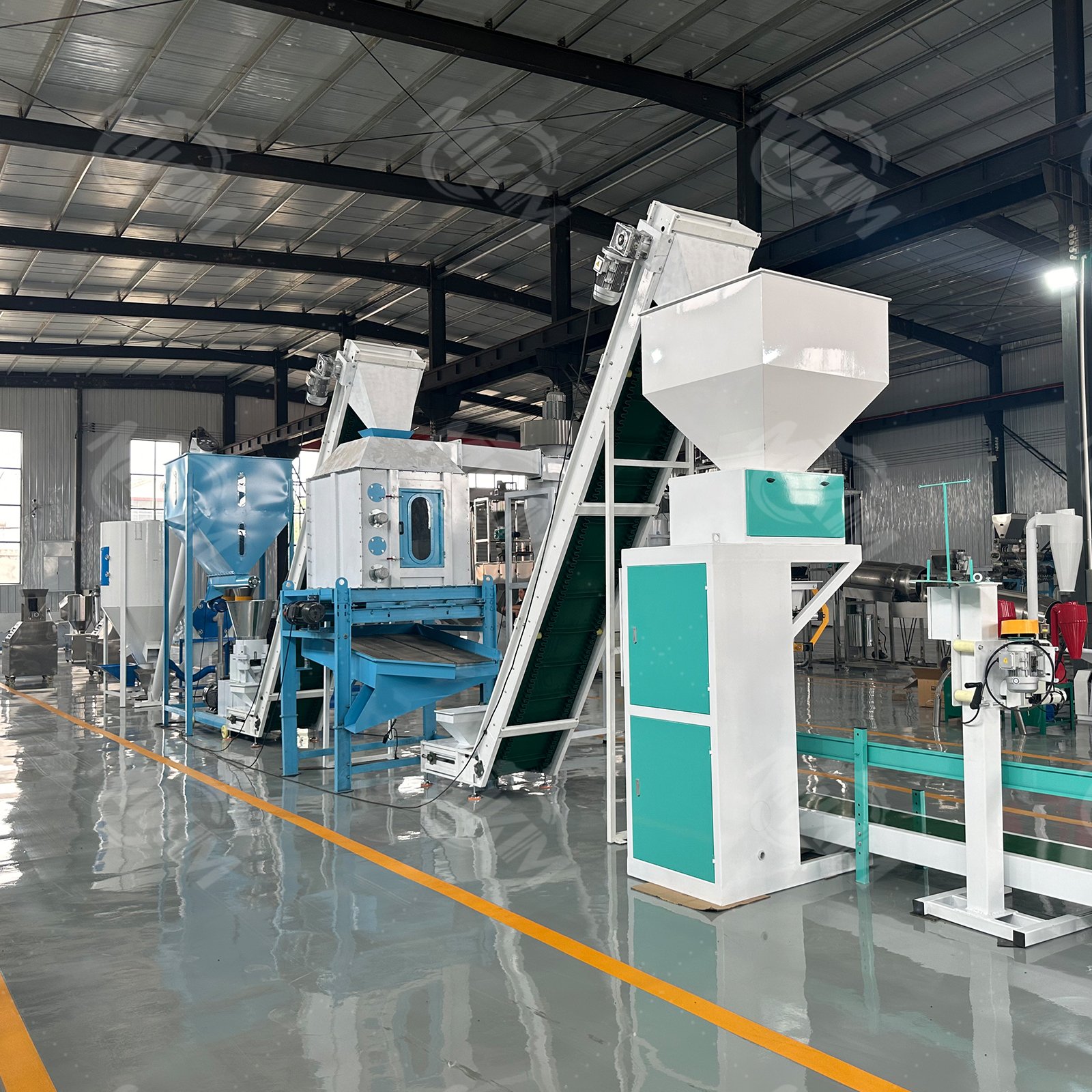 Livestock poultry granulator prroduction line animal feed pellet machine birds rabbits chicken cattle cow sheep feed machine