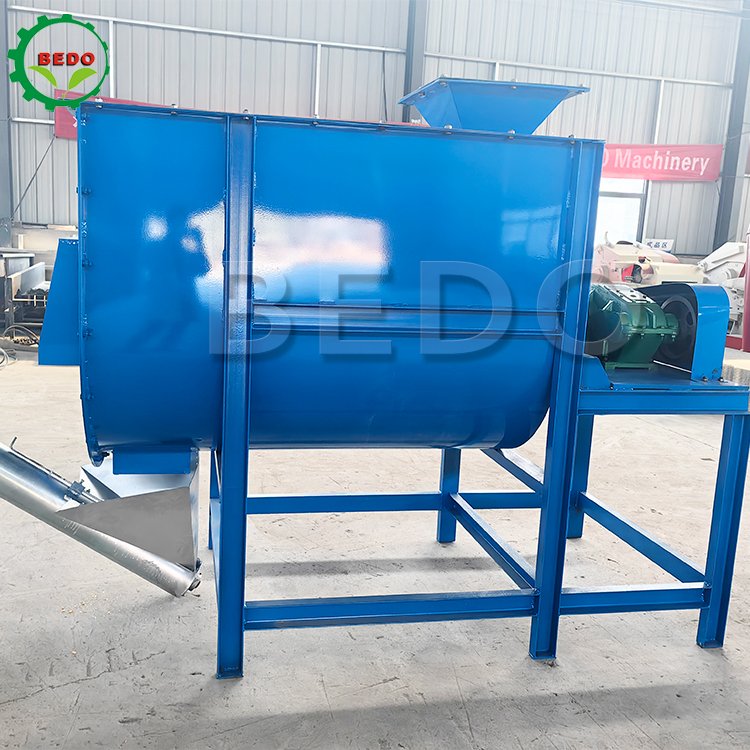 Poultry Feed Complete Production Line Horizontal Feed Mixer Cattle Chicken Pig Chicken Animal Feed Mixing Machine Price